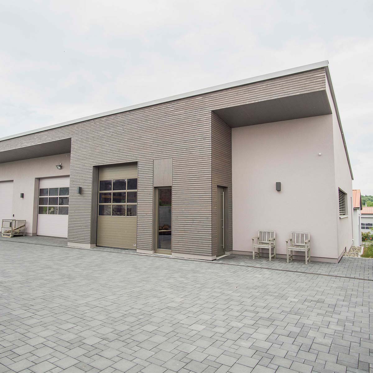 Produktions­halle in Holzbauweise